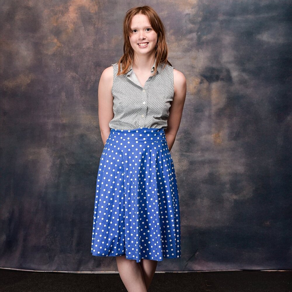 Sara U.S.A. Skirt, Size 6 Royal Blue with white polka dots